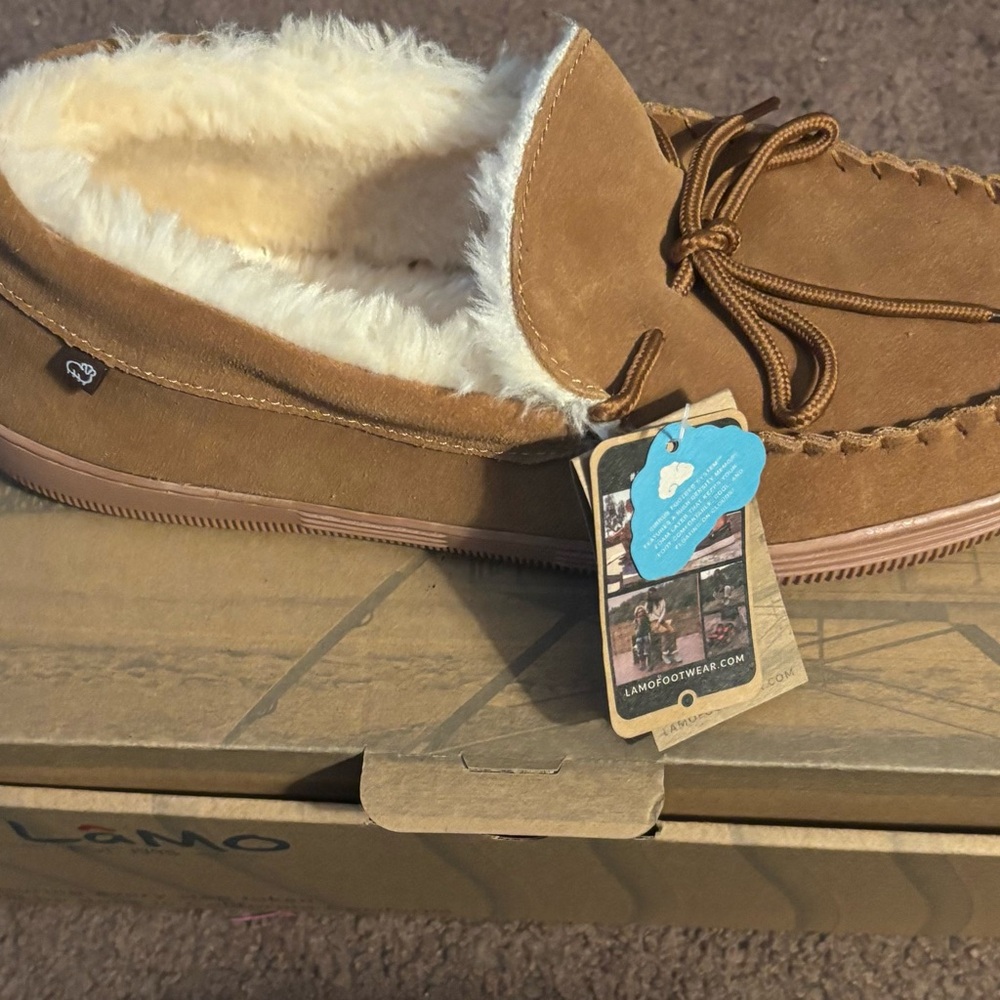 LAMO Men's Tan Moccasin Shoes